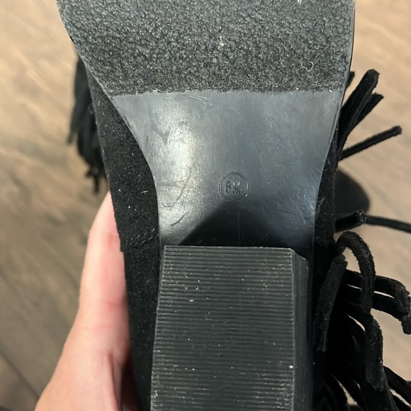 Coconuts by Matisse Fringe Boho Suede Bootie EUC - Picture 4 of 14